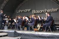 Seit 1952 musikalisch am Wirken ist das Blasorchester Neuhonrath: Unsere guten Freunde und Nachbarn hatten selbstverständlich einen festen Platz in unserem Festprogramm, so wie das LBO zwei Jahre zuvor am Jubiläumskonzert in Wahlscheid beteiligt war.