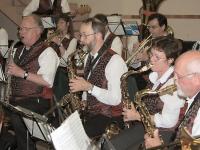 Saxophonisten konzentriert bei der 'Arbeit'